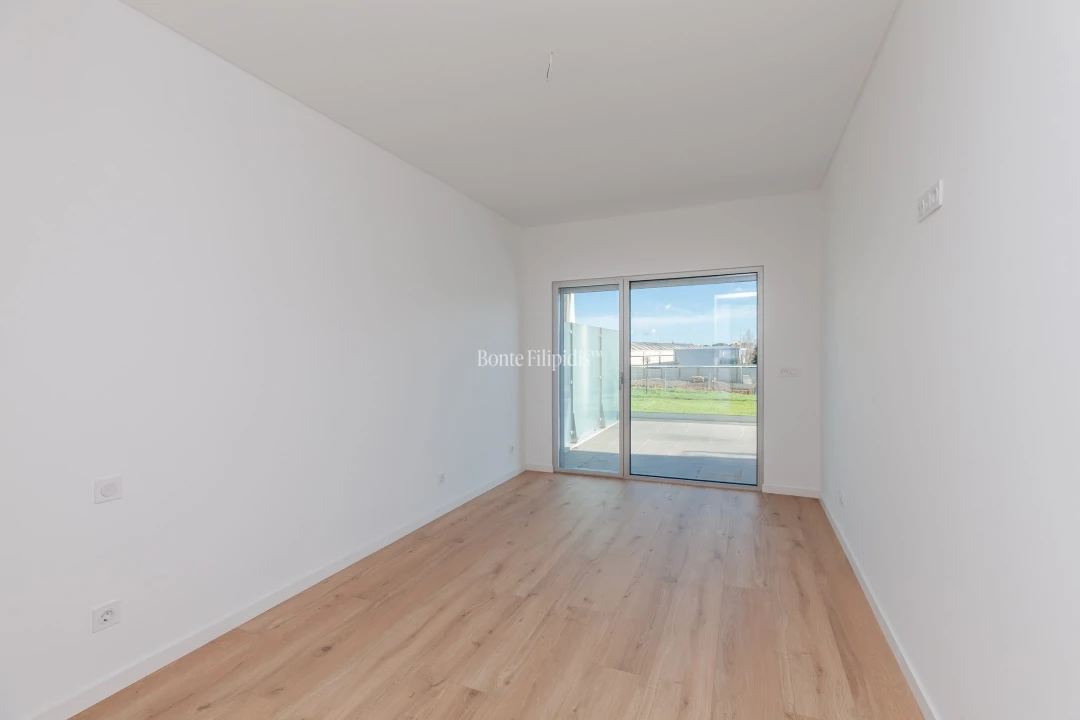 Apartamento T3 para Venda em Carcavelos e Parede Foto 18