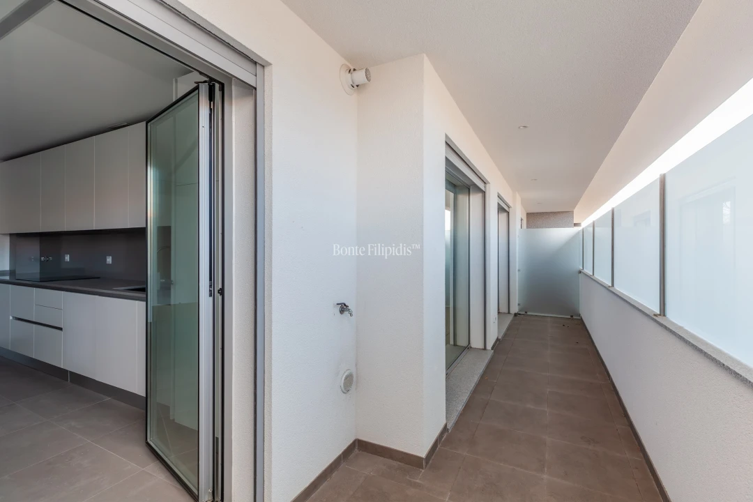 Apartamento T3 para Venda em Carcavelos e Parede Foto 6