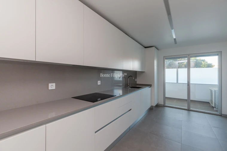 Apartamento T3 para Venda em Carcavelos e Parede Foto 2