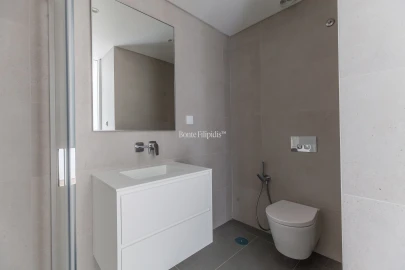 Apartamento T3 para Venda em Carcavelos e Parede