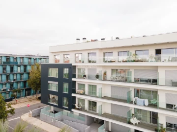 Apartamento T3 para Venda em Carcavelos e Parede