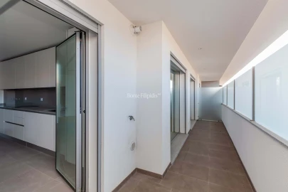 Apartamento T3 para Venda em Carcavelos e Parede