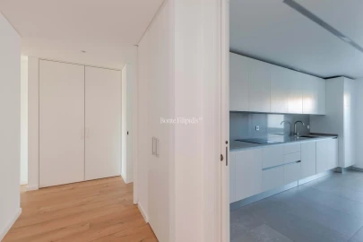 Apartamento T3 para Venda em Carcavelos e Parede