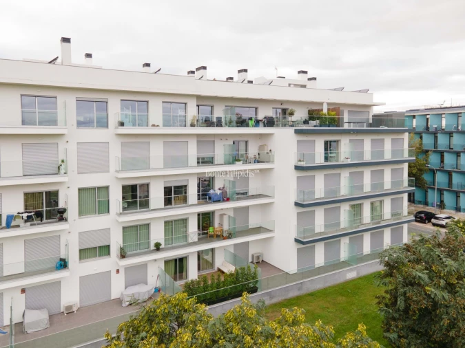 Apartamento T3 para Venda em Carcavelos e Parede Foto 40