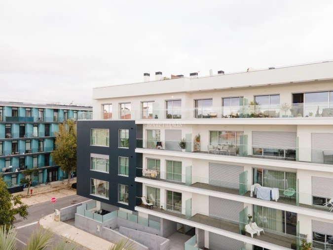 Apartamento T3 para Venda em Carcavelos e Parede Foto 38