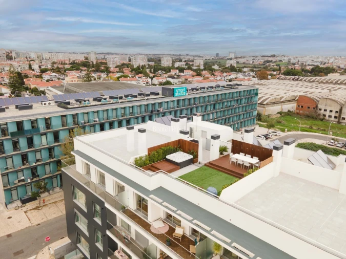 Apartamento T3 para Venda em Carcavelos e Parede Foto 32
