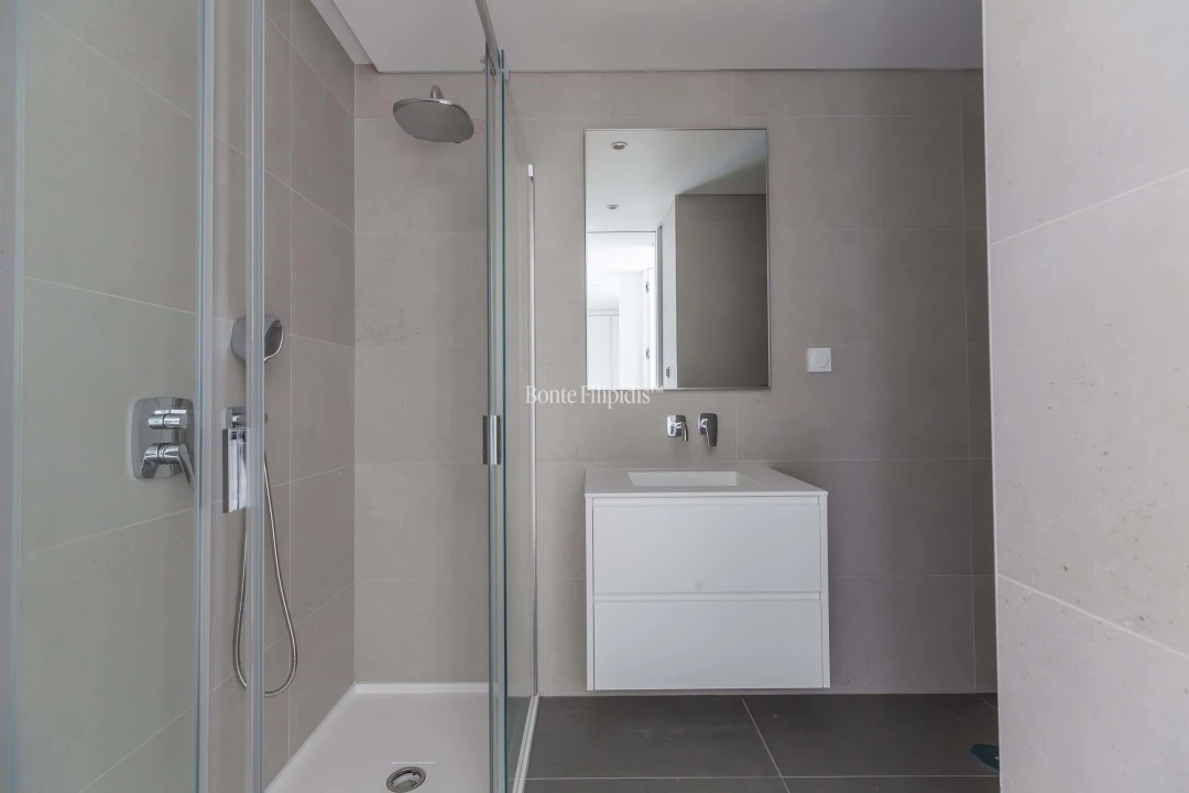 Apartamento T3 para Venda em Carcavelos e Parede Foto 18
