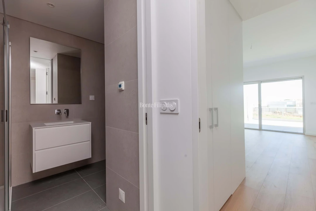 Apartamento T3 para Venda em Carcavelos e Parede Foto 17