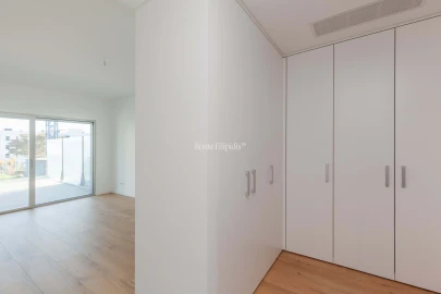 Apartamento T4 para Venda em Carcavelos e Parede