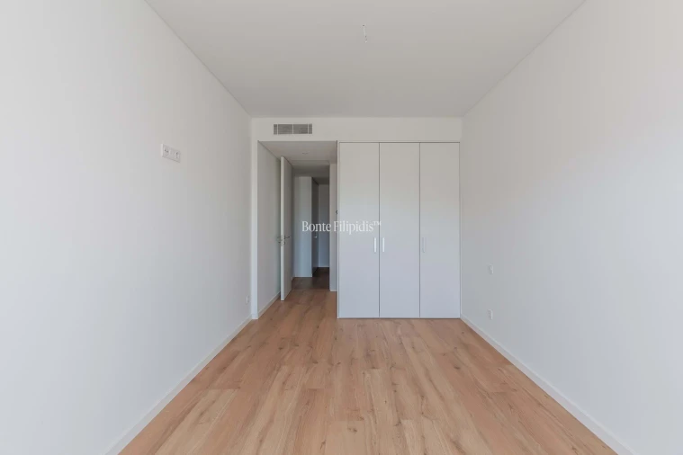 Apartamento T4 para Venda em Carcavelos e Parede Foto 19