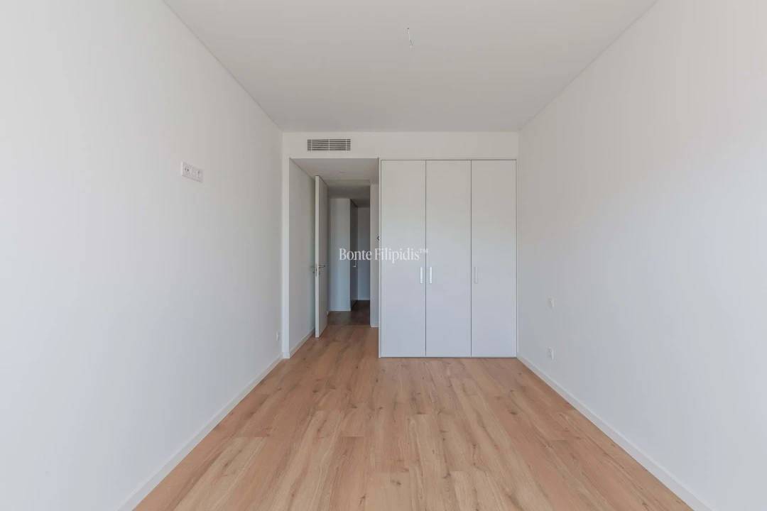 Apartamento T2 para Venda em Carcavelos e Parede Foto 24