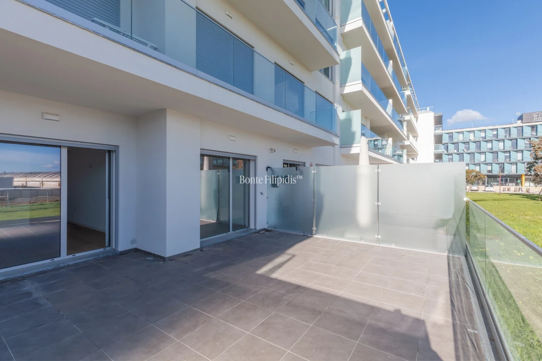 Apartamento T2 para Venda em Carcavelos e Parede Foto 34