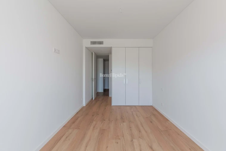 Apartamento T2 para Venda em Carcavelos e Parede Foto 24