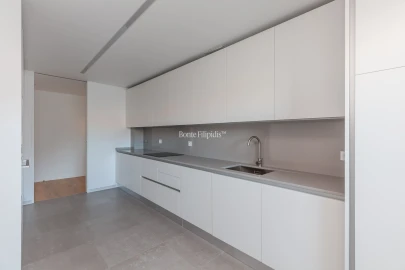 Apartamento T2 para Venda em Carcavelos e Parede