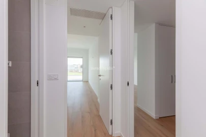 Apartamento T3 para Venda em Carcavelos e Parede