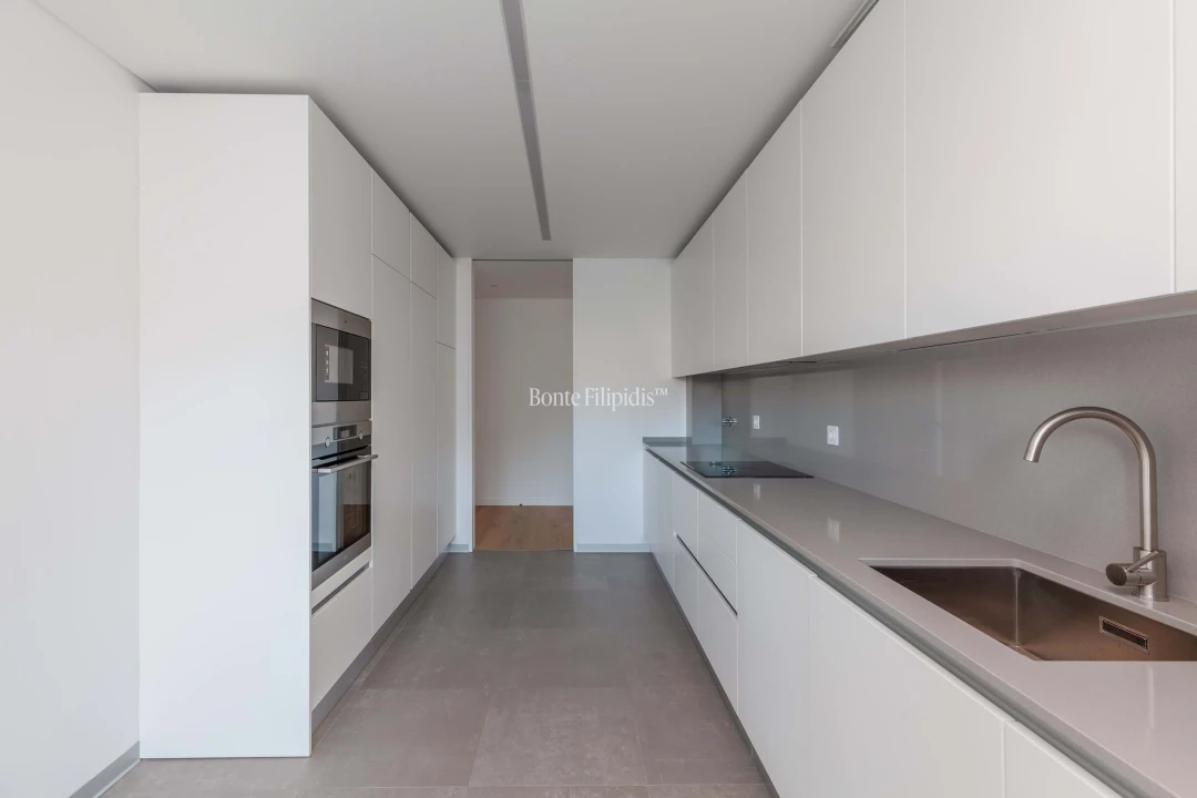 Apartamento T3 para Venda em Carcavelos e Parede Foto 1