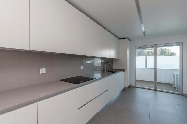 Apartamento T3 para Venda em Carcavelos e Parede Foto 2