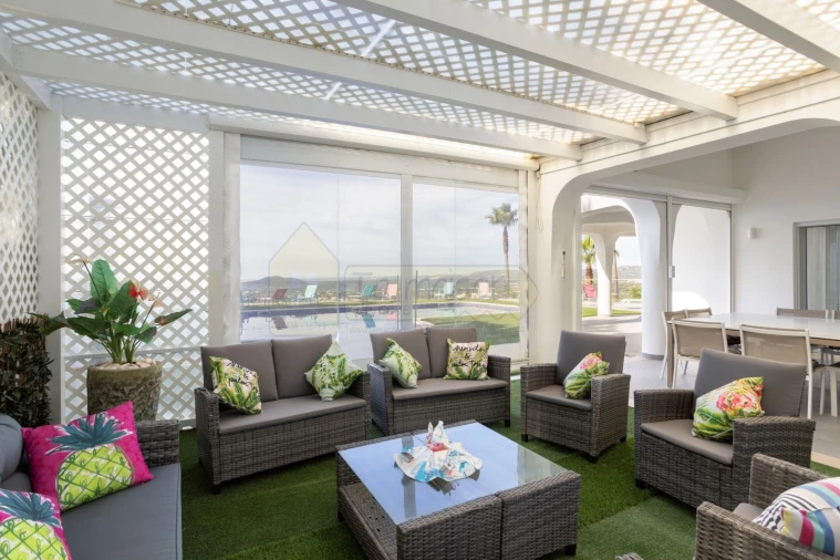 Moradia T4 para Venda em Santa Barbara de Nexe Foto 45