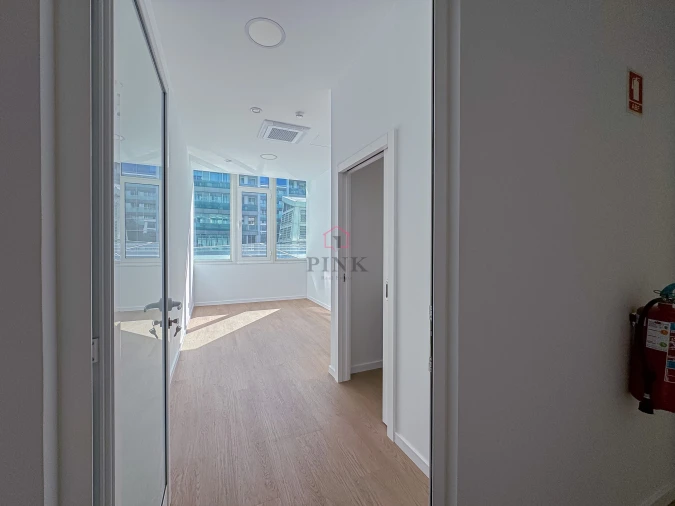 Escritório para Venda em Funchal (Se) Foto 13