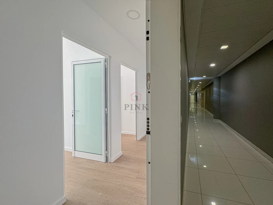 Escritório para Venda em Funchal (Se) Foto 4