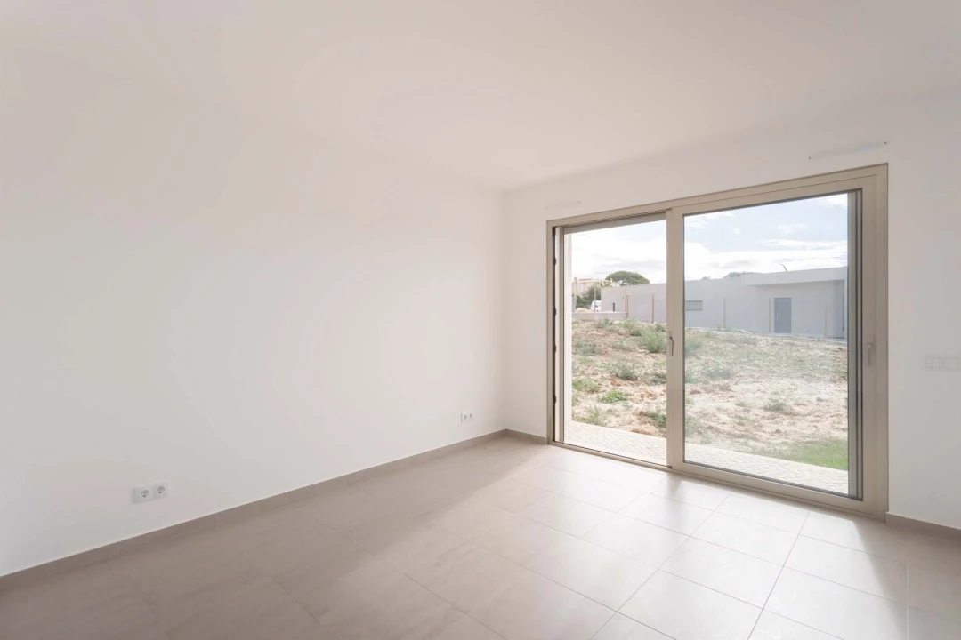 Moradia T3 para Venda em Nadadouro Foto 11