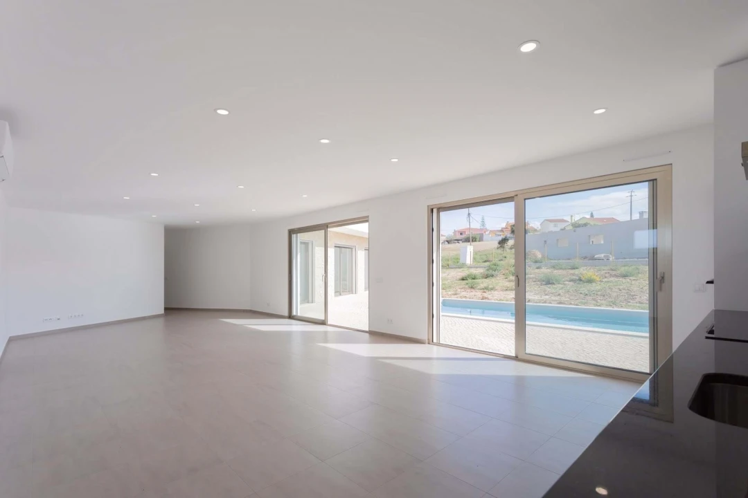 Moradia T3 para Venda em Nadadouro Foto 4