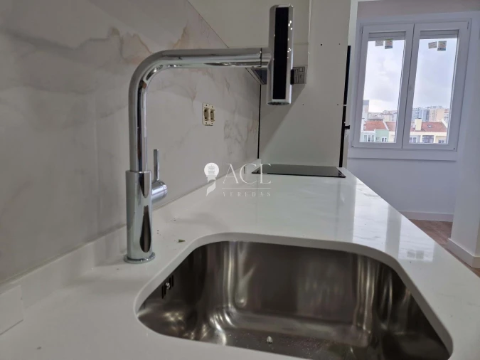 Apartamento T2 para Venda em Falagueira-Venda Nova Foto 4