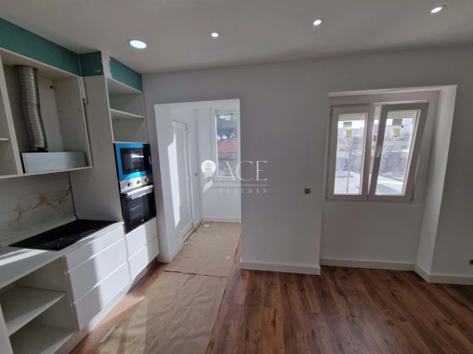 Apartamento T2 para Venda em Falagueira-Venda Nova Foto 2