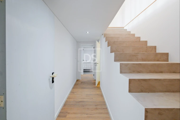 Moradia T4 para Venda em Alcabideche Foto 56