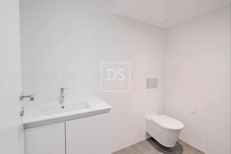 Moradia T4 para Venda em Alcabideche Foto 60