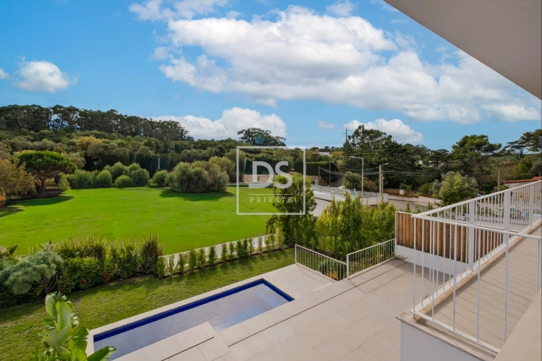 Moradia T4 para Venda em Alcabideche Foto 51