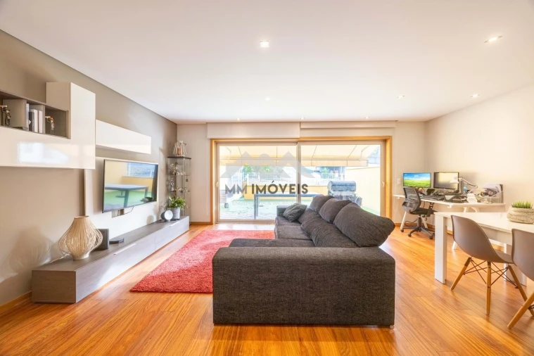 Moradia T3 para Venda em Santa Marinha e São Pedro da Afurada Foto 2