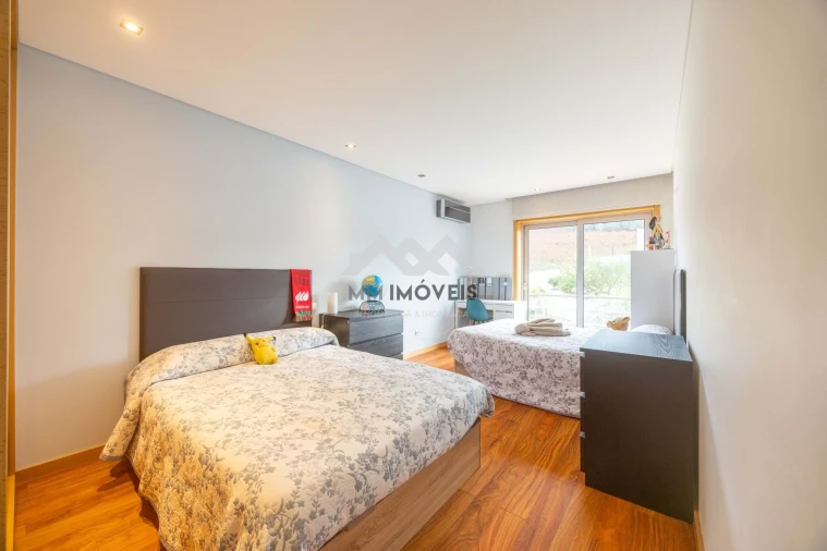 Moradia T3 para Venda em Santa Marinha e São Pedro da Afurada Foto 14