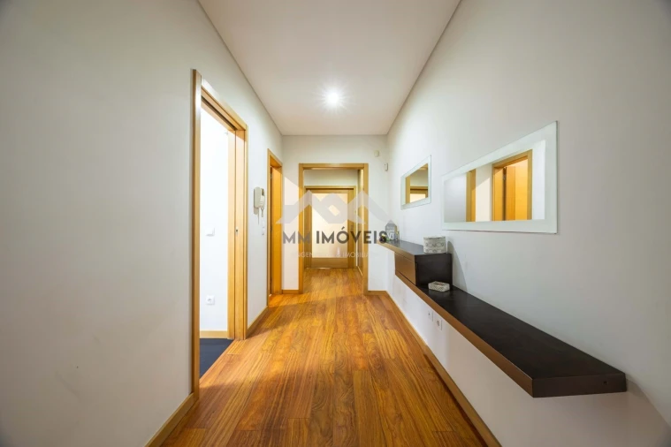 Moradia T3 para Venda em Santa Marinha e São Pedro da Afurada Foto 3