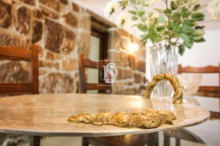 Moradia T4 para Venda em Pousada de Saramagos