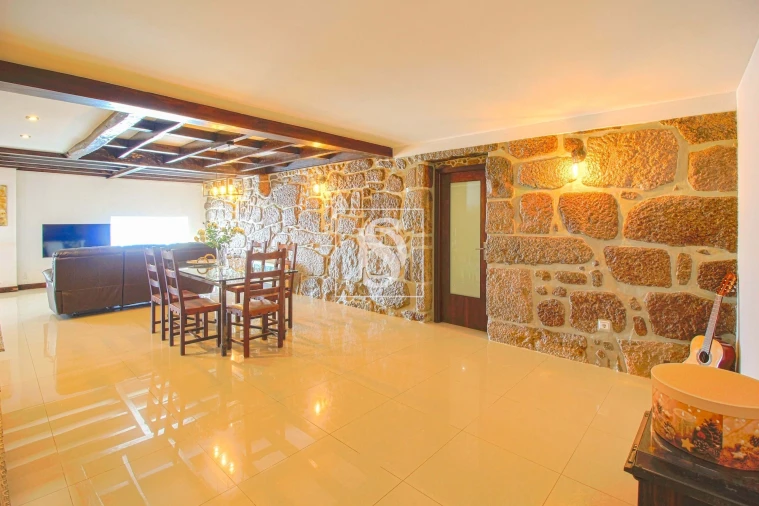 Moradia T4 para Venda em Pousada de Saramagos Foto 23