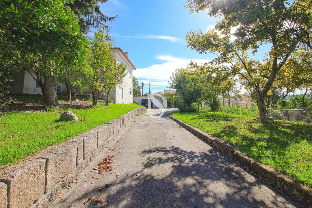 Moradia T4 para Venda em Pousada de Saramagos Foto 1