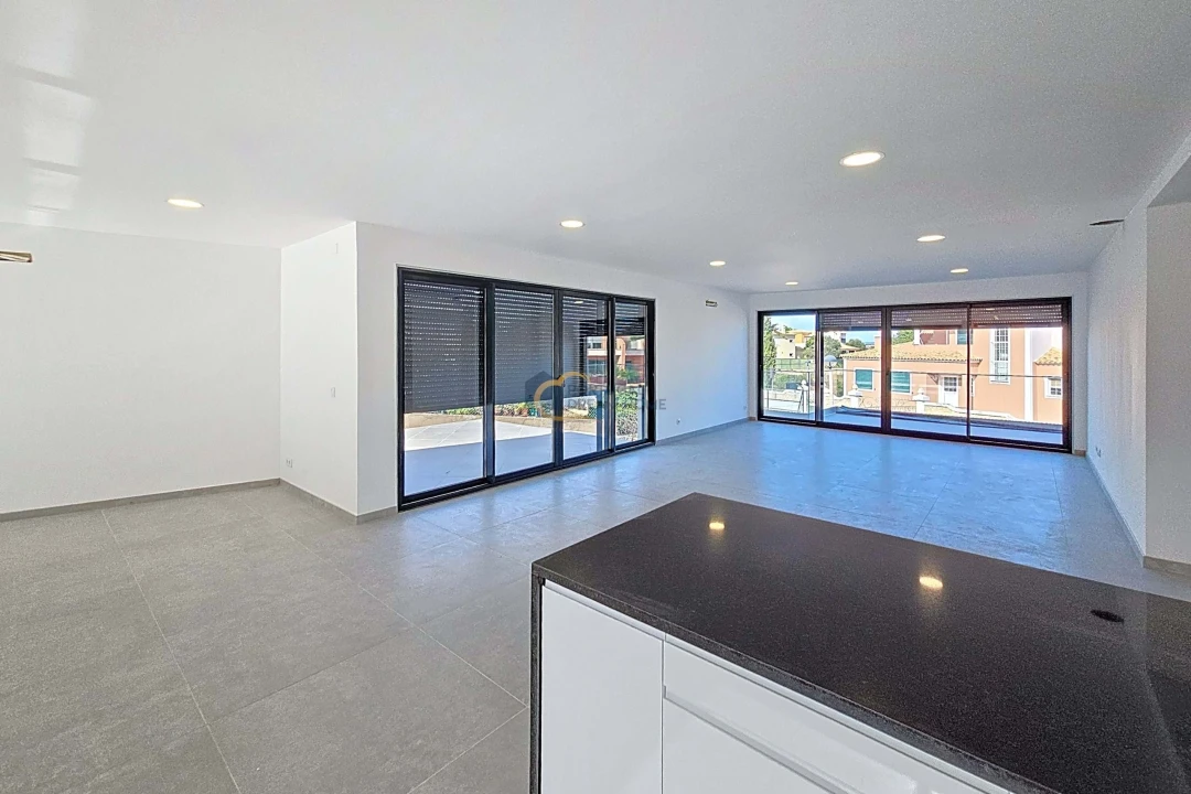 Moradia T4 para Venda em Albufeira e Olhos de Água Foto 9