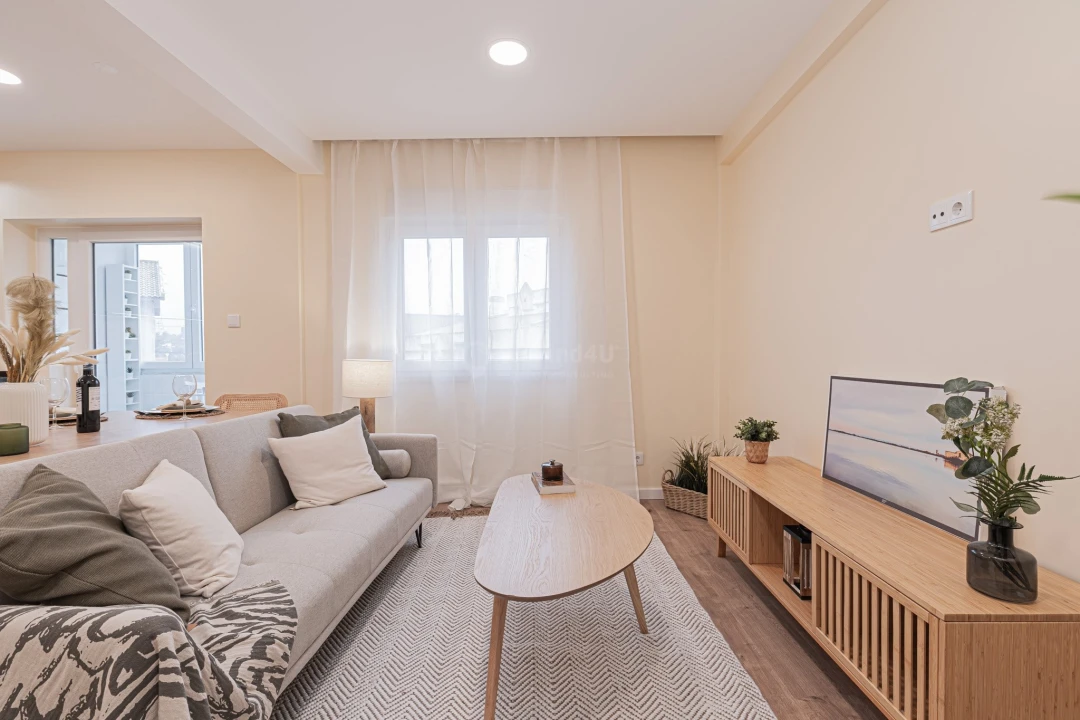 Apartamento T2 para Venda em Santa Iria de Azoia, São João da Talha e Bobadela Foto 9