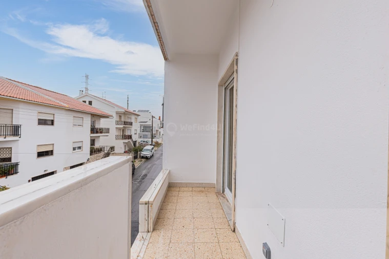 Apartamento T2 para Venda em Santa Iria de Azoia, São João da Talha e Bobadela Foto 32