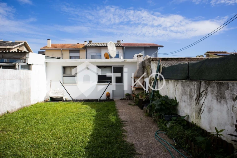 Moradia T3 para Venda em Moreira Foto 3