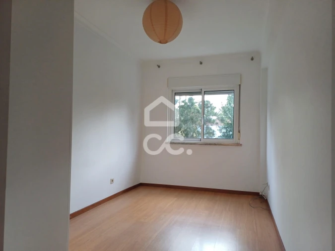 Apartamento T3 para Arrendamento em Azeitão (São Lourenço e São Simão) Foto 8