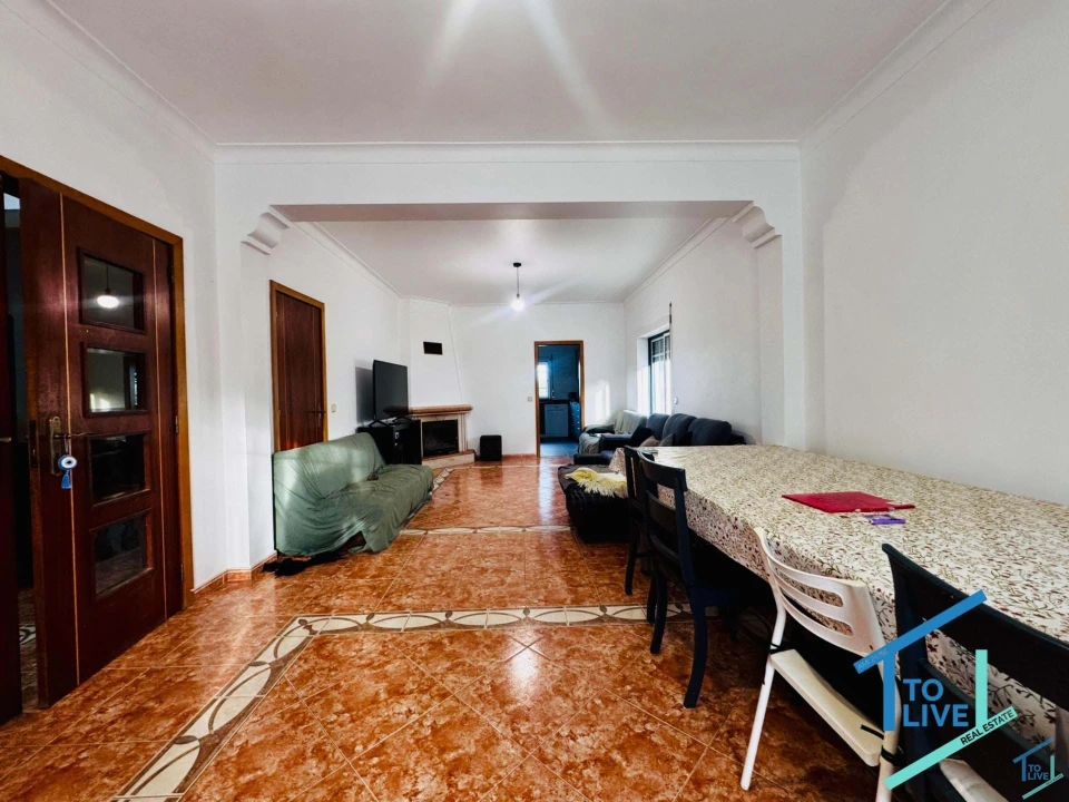 Moradia T5 para Venda em Asseiceira Foto 5