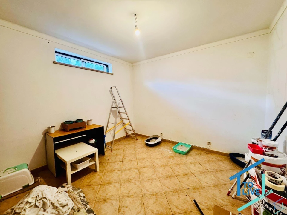 Moradia T5 para Venda em Asseiceira Foto 15