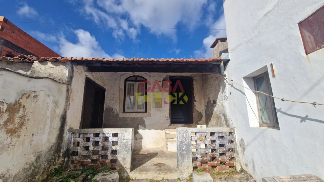 Moradia T2 para Venda em Brogueira, Parceiros de Igreja e Alcorochel Foto 2