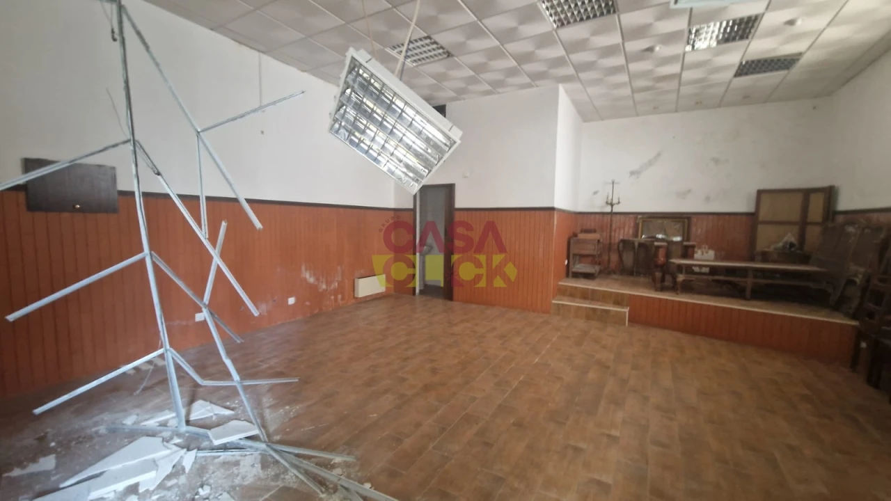 Loja para Arrendamento em Torres Novas (Santa Maria, Salvador e Santiago) Foto 24