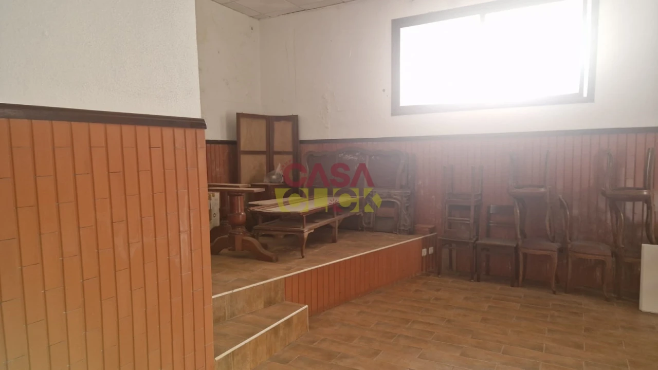 Loja para Arrendamento em Torres Novas (Santa Maria, Salvador e Santiago) Foto 29