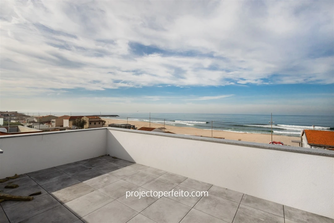 Apartamento T3 para Venda em Espinho Foto 3