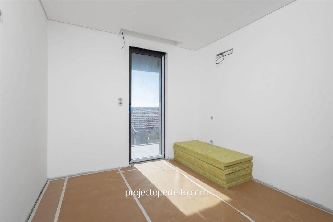 Apartamento T3 para Venda em Espinho Foto 18