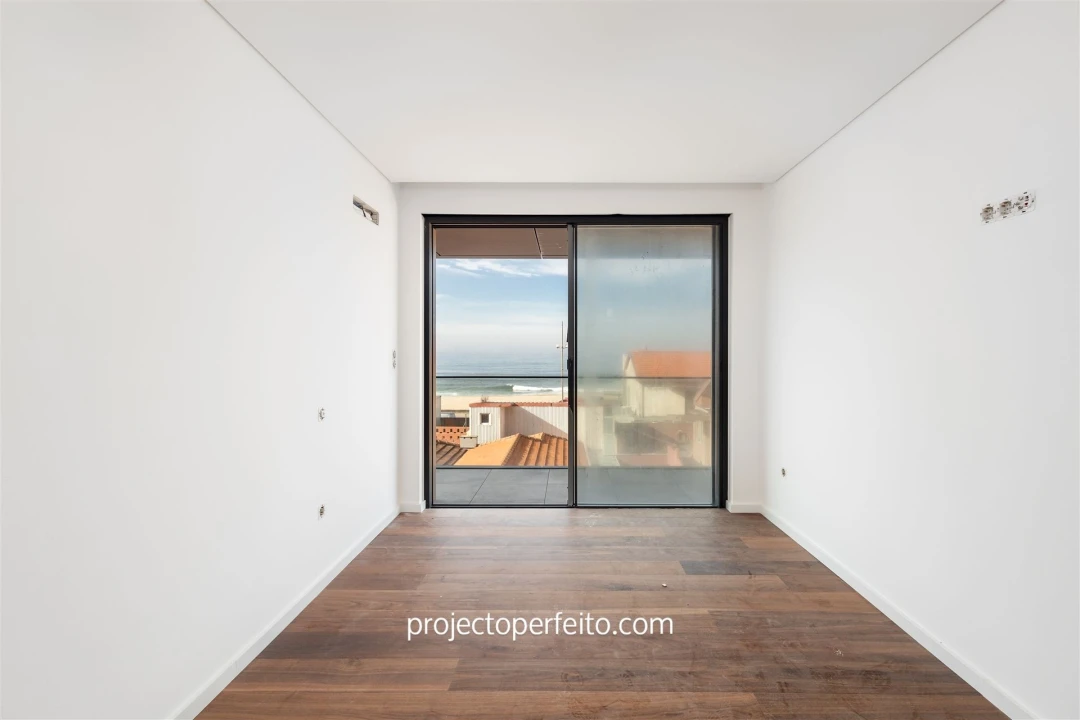 Apartamento T3 para Venda em Espinho Foto 10